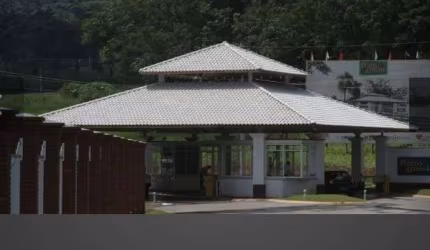 Terreno à venda na Rua dos Beija-Flôres, Condomínio Porto Atibaia, Atibaia por R$ 550.000