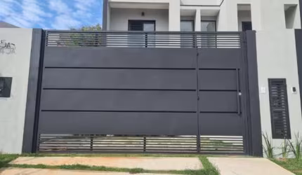 Casa com 3 quartos à venda na Avenida Engenheiro Paulo Izzo, 745, Jardim Maristela, Atibaia, 136 m2 por R$ 750.000