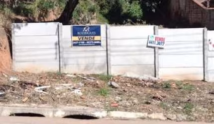 Terreno à venda na Rua Irani, Jardim Brogotá, Atibaia por R$ 450.000