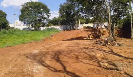 Terreno em condomínio fechado à venda na Estrada Paranapanema, Jardim Estância Brasil, Atibaia por R$ 800.000