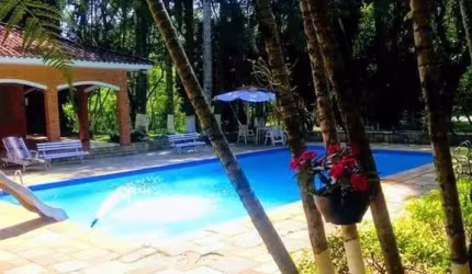 Chácara / sítio com 6 quartos à venda na Estrada Velha Perdões Piracaia, 51, Canedos, Piracaia, 700 m2 por R$ 990.000
