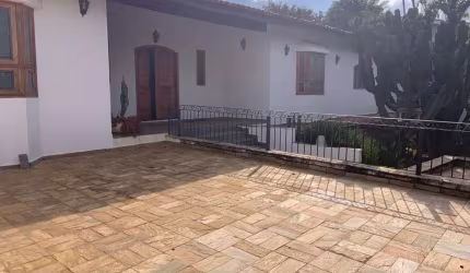 Casa com 3 quartos à venda na Alameda Dracena, 86, Jardim do Lago, Atibaia, 359 m2 por R$ 1.350.000
