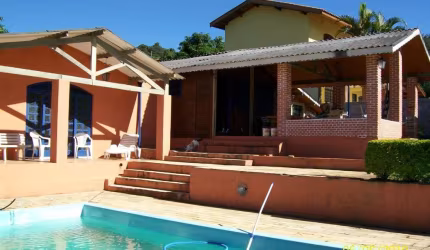 Chácara / sítio com 2 quartos à venda na R. três lagos, 1, Canedos, Piracaia, 300 m2 por R$ 600.000