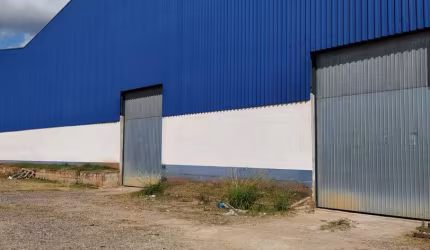 Barracão / Galpão / Depósito com 7 salas para alugar na Estrada Carlos Gibim, Laranja Azeda, Bom Jesus dos Perdões, 1000 m2 por R$ 30.000