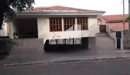 Casa em condomínio fechado com 4 quartos à venda na Alameda dos Ciclames, 201, Alphaville, Santana de Parnaíba por R$ 3.200.000