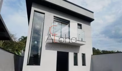 Casa com 2 quartos à venda na Iara, 522, Villas do Jaguari, Santana de Parnaíba por R$ 1.450.000
