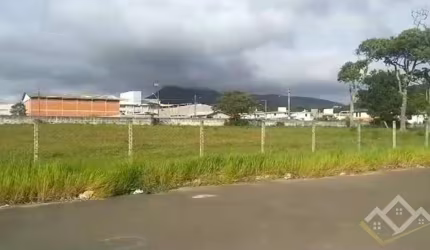 Terreno à venda no bairro Ingleses do Rio Vermelho - Florianópolis/SC