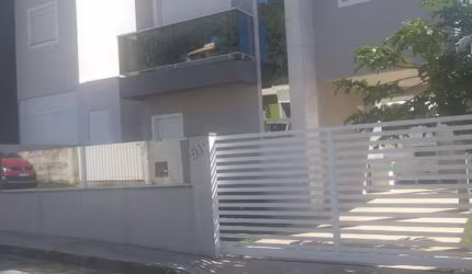 Casa à venda no bairro Ingleses do Rio Vermelho - Florianópolis/SC
