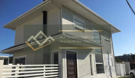 Casa à venda no bairro Vargem Grande - Florianópolis/SC