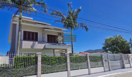 Casa Alto Padrão em Ingleses Norte, Florianópolis/SC