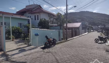 Casa à venda no bairro Ingleses - Florianópolis/SC