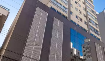Cobertura Duplex no edifício Porto di Bari com piscina privativa