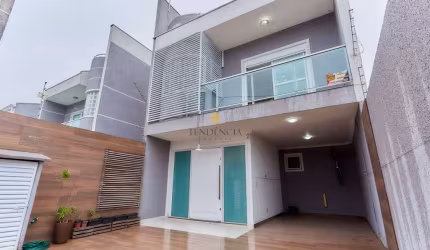Sobrado com 3 dormitórios à venda, 160 m  por R  679.000,00 - Boqueirão - Curitiba PR