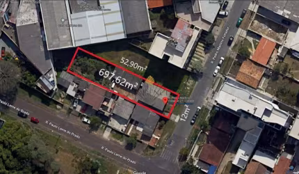 Terreno à venda, 697 m  por R  899.000,00 - Centro - São José dos Pinhais PR