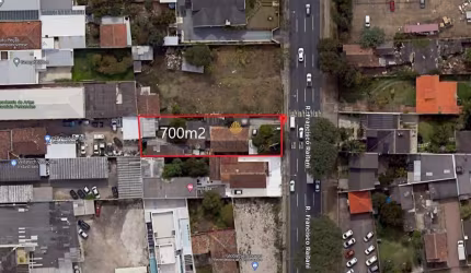 Terreno à venda, 700 m  por R  1.350.000,00 - Capão Raso - Curitiba PR