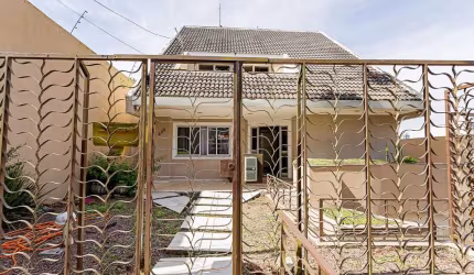 Casa com 4 quartos à venda, 567 m2 por R  2.699.000 - Bigorrilho - Curitiba PR