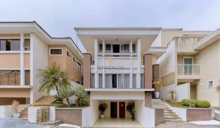 Casa com 3 quartos à venda, 229 m2 por R  1.690.000 - Portão - Curitiba PR