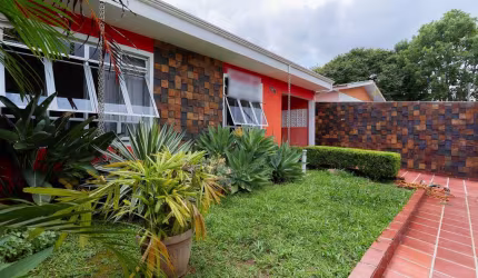 Casa com 4 dormitórios à venda, 215 m2, BOQUEIRÃO, CURITIBA - PR