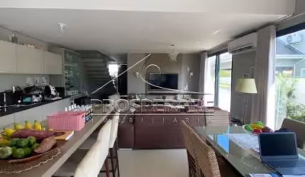 Casa com 3 quartos à venda na ESCOVA DA GARAFA, 541, Cachoeira do Bom Jesus, Florianópolis, 215 m2 por R$ 1.750.000