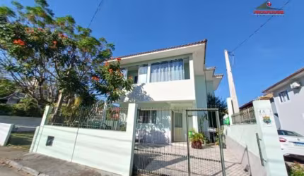 Casa com 3 quartos à venda na HILÁRIO MANOEL DA SILVA, 48, Cachoeira do Bom Jesus, Florianópolis, 110 m2 por R$ 1.050.000