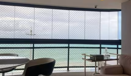 Apartamento Para Vender com 3 quartos 2 suítes na Av. Boa Viagem em Recife