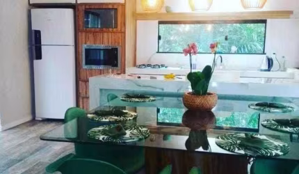 Vendo Lindo Sítio  com 1.200m2 total com casa térrea  nova  com piscina, espaço  gourmet  e muita área  verde para ampliação e cultivo de frutos, todas bancadas e materiais utilizados  linha A de prim