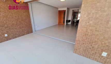 Vendo em exclusividade e oportunidade Apartamento em Alphaville  com 4/4, vista mar  com andar alto chaves em mãos