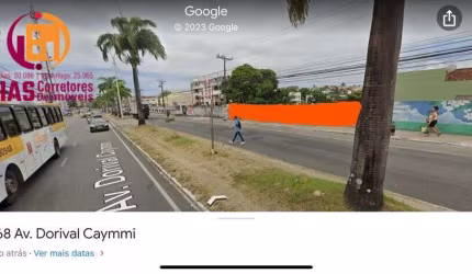 Terreno com 308m² em Itapuã frente da avenida Dorival Caymmi
