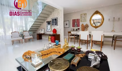 Alugo casa em Alphaville I mobiliada e decorada por Decorador renomado com 4 suítes completas, sendo 01 suíte térrea em condominio Clube com total infraestutura