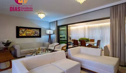 Vendo apartamento no Le Parc completamente reformado com 4 suítes completas, varanda gourmet com churrasqueira, 4 vagas.
