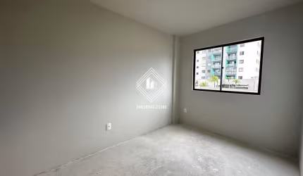 APARTAMENTO 2Q VISTA UVARANAS