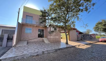 Casa Térrea em Uvaranas + Sobrado Comercial para Escritório