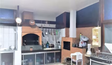 Chácara à Venda - Bairro do Carmo - São Roque - SP