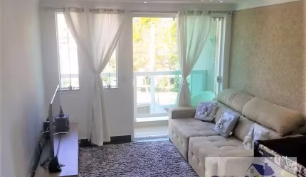 Sobrado em Jardim Ester - SP com 2 suítes e 104m² por R$520 mil - Confira!