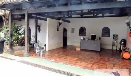 Casa Comercial para locação em Paraisópolis  -  São Paulo
