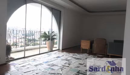 Luxuoso Apartamento em Santo Amaro: 4 Dormitórios, 240m²