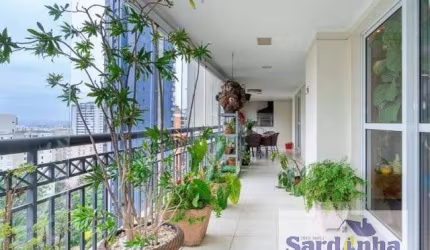 Apartamento de alto padrão à Venda em Vila Suzana-São Paulo