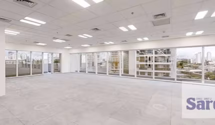 Sala Comercial em Vila Gertrudes com 16 Banheiros à Venda por R$ 4,2 mi e Locação por R$ 17,6 mil