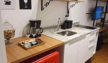Studio em Santa Ifigênia: 30m², 1 Quarto por R$2100
