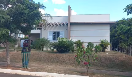 Condominio Fechado em Condomínio para Venda no bairro Portal dos Lagos, 4 dorm, 1 suíte, 2 vagas, 292m2 m, 1000m2 m