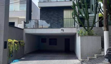 Sobrado com 4 dormitórios à venda, 330 m² por R$ 3.200.000,00 - Caputera - Arujá/SP