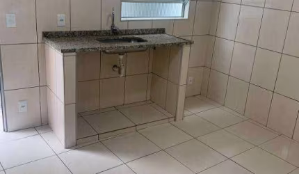 Casa com 1 dormitório para alugar, 25 m² por R$ 750,00/mês - Jardim São Domingos - Guarulhos/SP