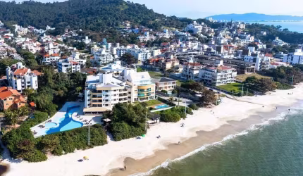 Apartamento de um quarto no Merit Plaza