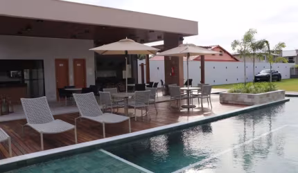 Apartamento com 2 suítes, 64 m² por R$ 595.000 - Guarajuba - Camaçari/BA