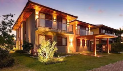 Casa Luxuosa á venda, 6/4, sendo 4 suítes- Praia do Forte - BA