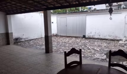 Casa com 3 dormitórios para alugar, 90 m² por R$ 1.600,00/mês - Arembepe - Camaçari/BA