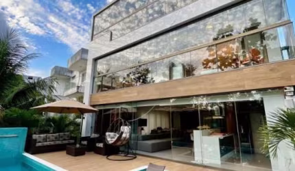 Magnífica casa  à venda em Alphaville I Salvador!