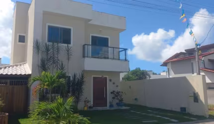 Casa Duplex 4/4 /, sendo 1 suíte no Condomínio Residencial Canto dos Pássaros | Estrada do Coco - Abrantes