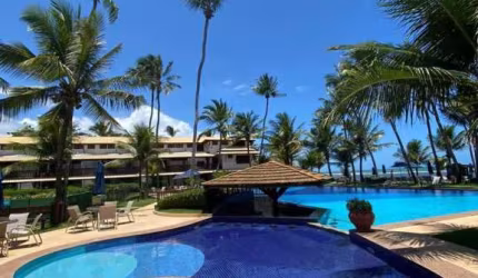 Um espetáculo á beira mar! 4 suítes no centro da Villa de Praia  do Forte!