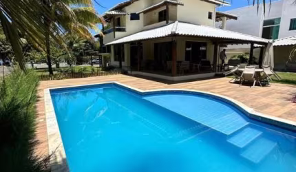 Casa alto padrão à Venda em Guarajuba. Vista lago espetacular! Cond.  Paraíso dos Lagos